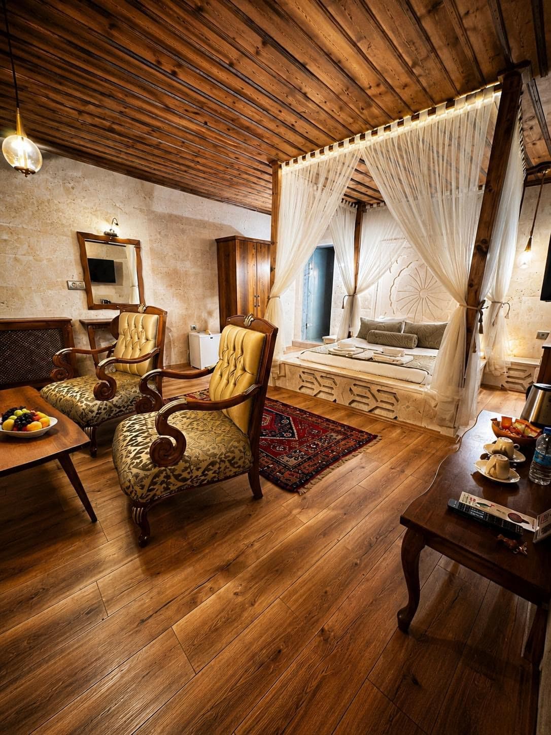 King Room with Jacuzzi 7